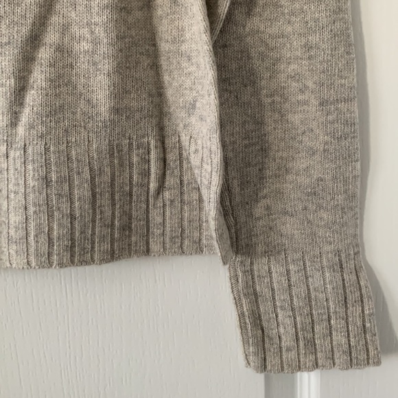 NWT J. CREW FACTORY Gray Lambswool V-Neck Long Sleeves Cardigan Sweater Size S - Picture 13 of 14